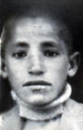 Başbakan ve Bakanların çocukluk fotoğrafları...