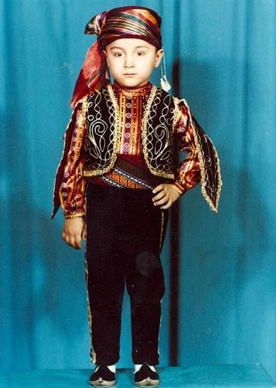Başbakan ve Bakanların çocukluk fotoğrafları...