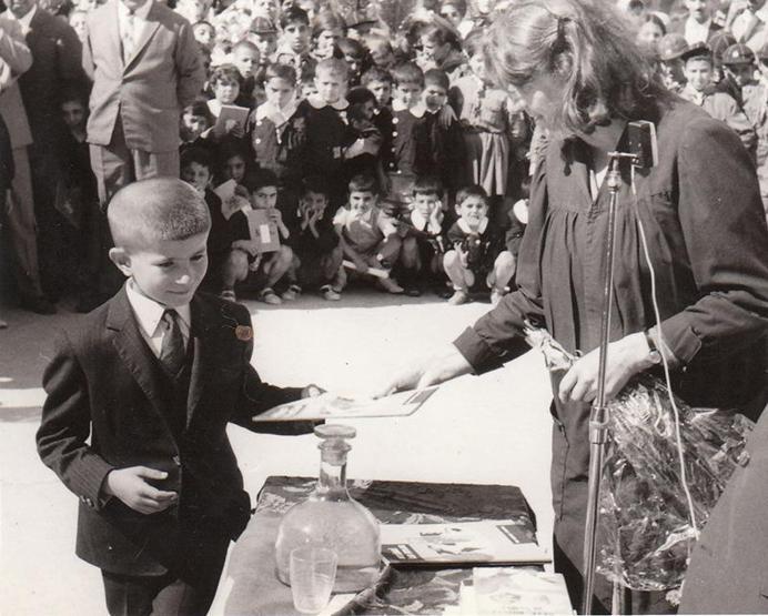 Başbakan ve Bakanların çocukluk fotoğrafları...