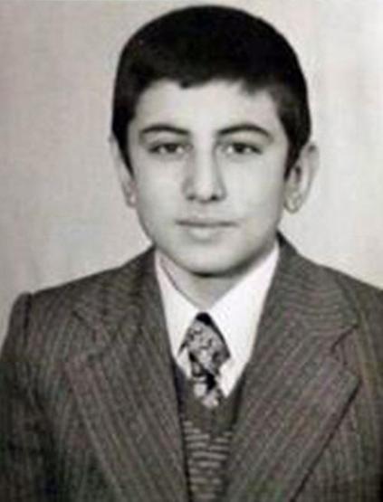 Başbakan ve Bakanların çocukluk fotoğrafları...