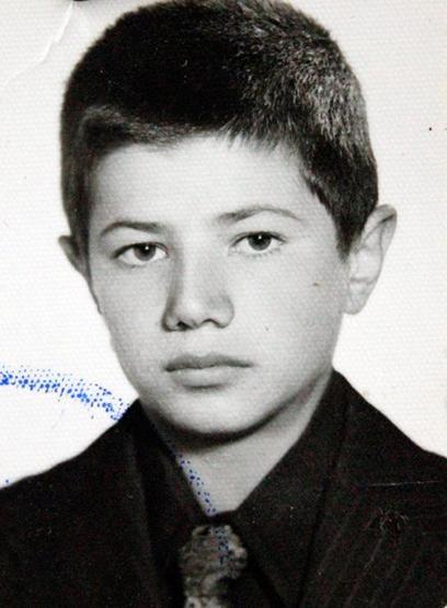 Başbakan ve Bakanların çocukluk fotoğrafları...