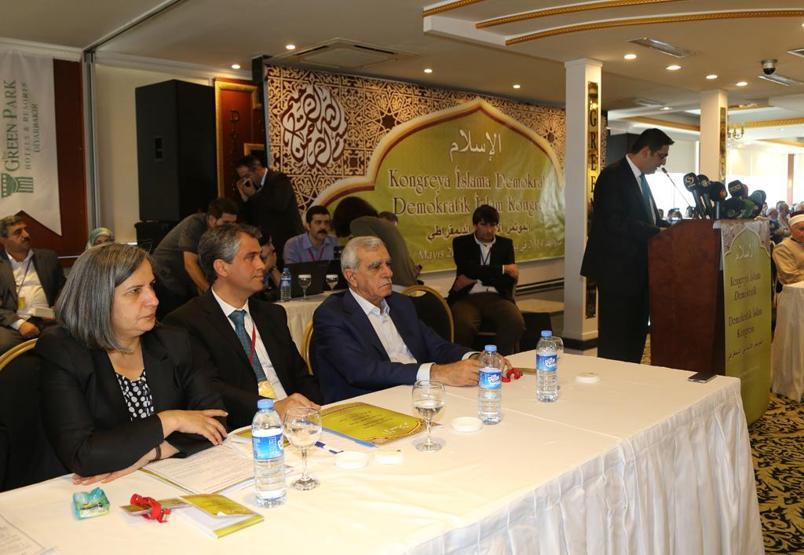 Diyarbakırda Demokratik İslam Kongresi başladı
