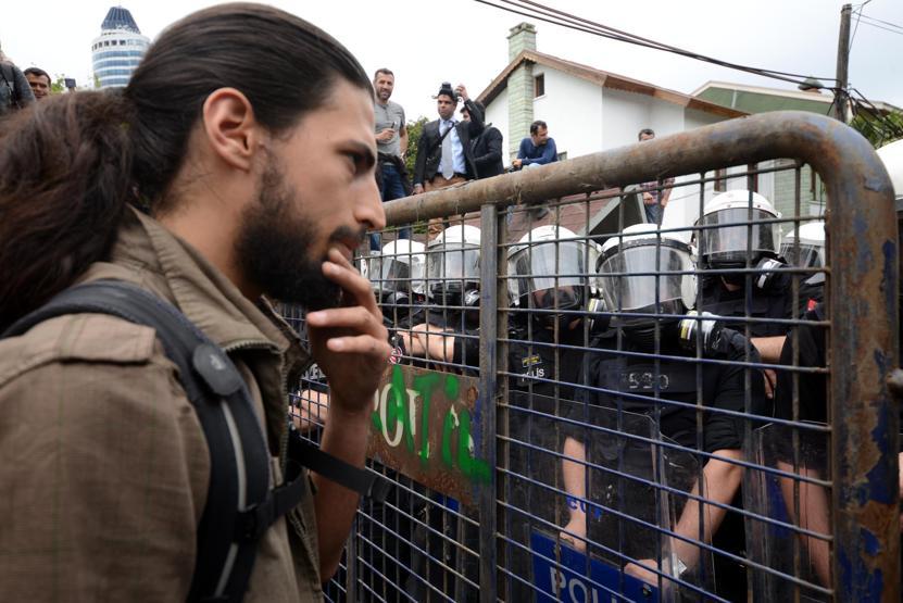Soma Holding önünde protesto