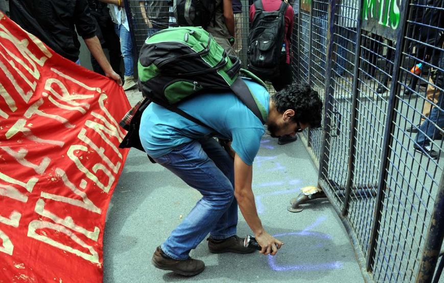 Soma Holding önünde protesto