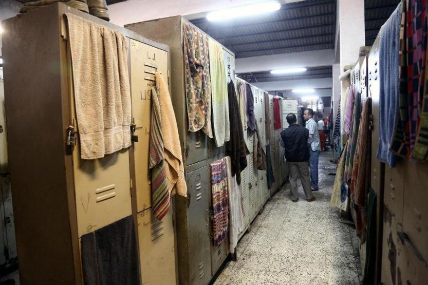 Madencilerin soyunma odaları içler acısı halde