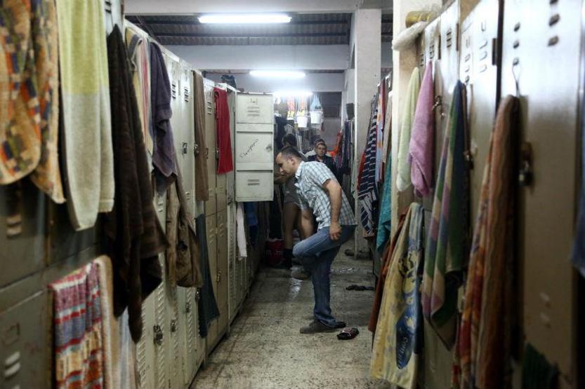 Madencilerin soyunma odaları içler acısı halde