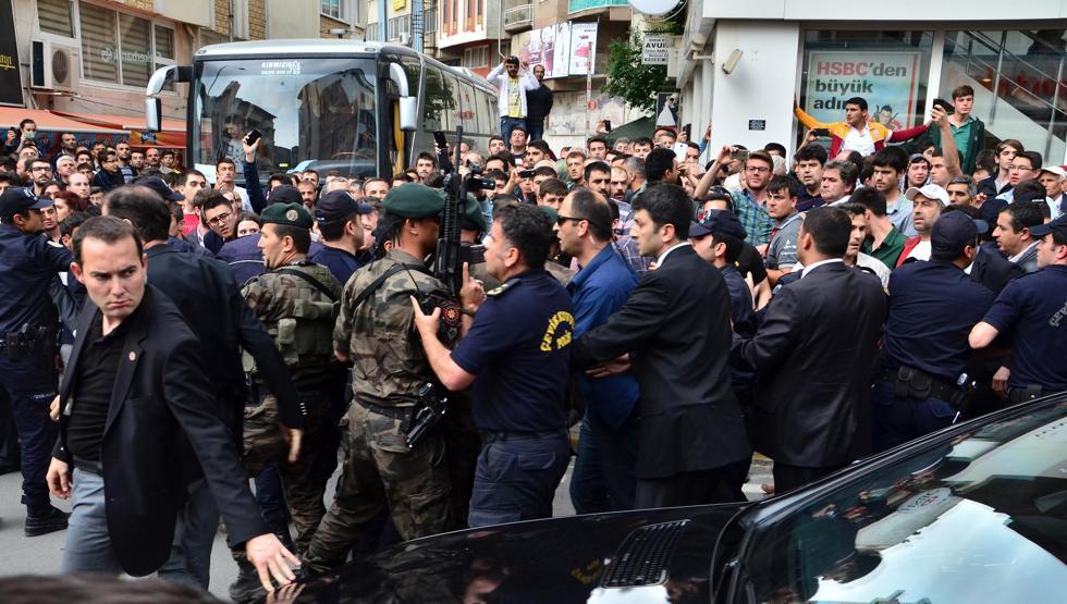 Başbakan Erdoğana Somada protesto