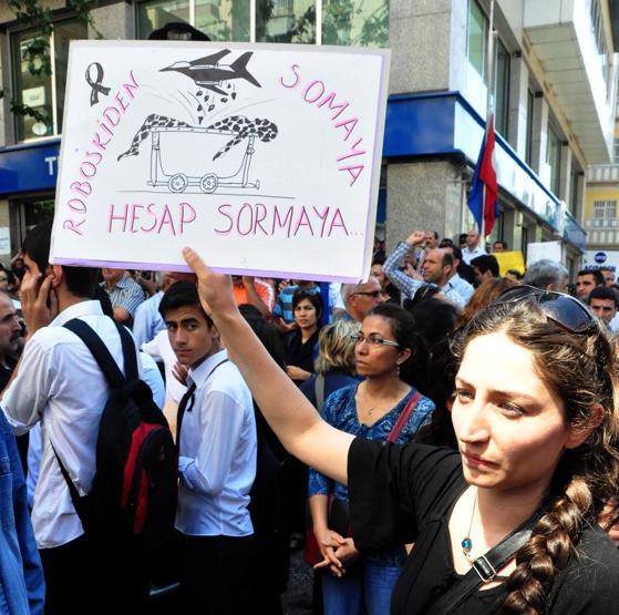 Diyarbakırda binlerce kişi Soma için yürüdü