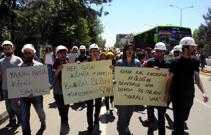 Diyarbakırda binlerce kişi Soma için yürüdü