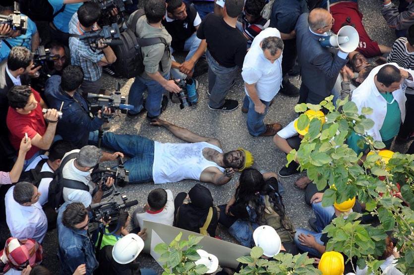 Diyarbakırda binlerce kişi Soma için yürüdü