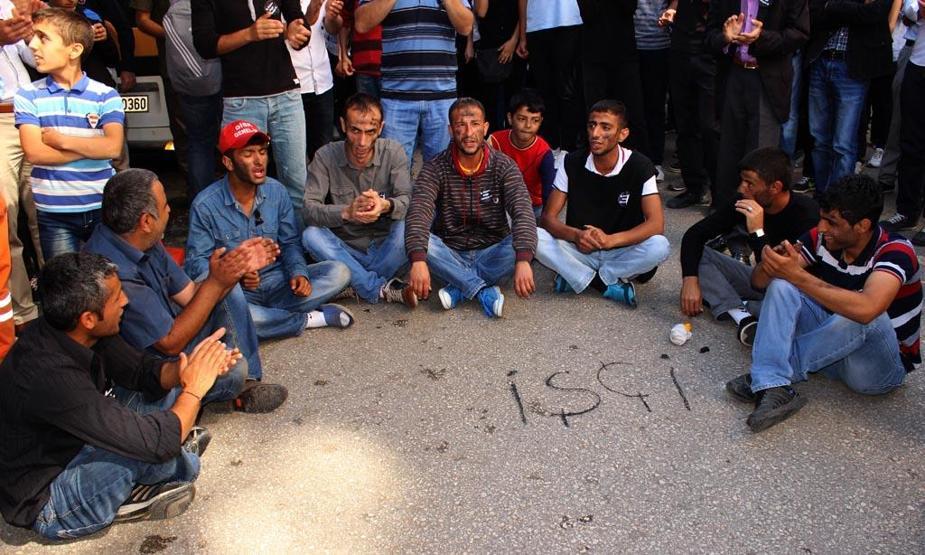 Diyarbakırda binlerce kişi Soma için yürüdü