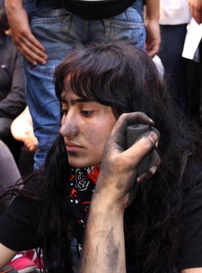 Diyarbakırda binlerce kişi Soma için yürüdü