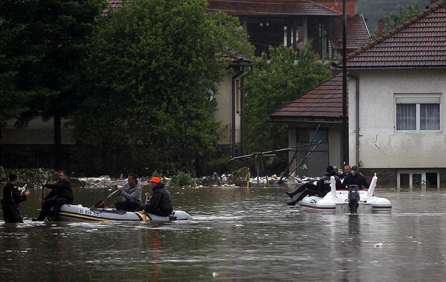 Bosna Hersek ve Sırbistanı sel vurdu