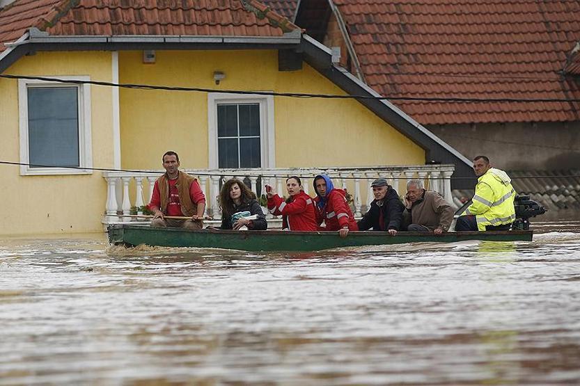 Bosna Hersek ve Sırbistanı sel vurdu