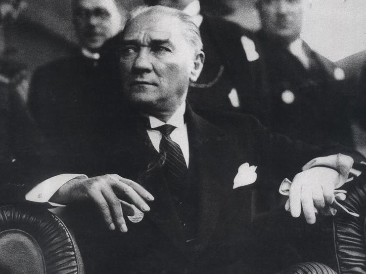 Atatürk için ne dediler