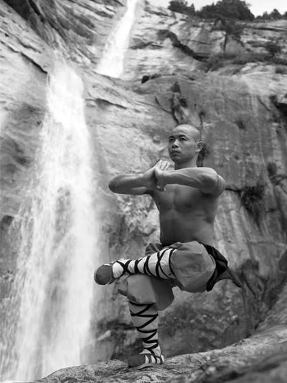 Shaolin rahiplerinin inanılmaz Kung-Fu sanatı