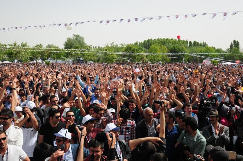 Vanda dünyanın en kalabalık kahvaltı sofrası rekoru kırıldı