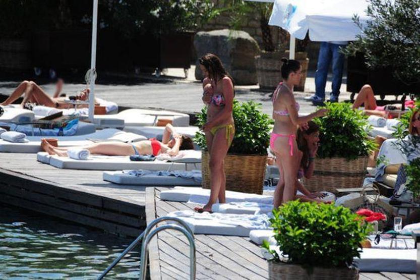 Nurgül Yeşilçayı kızdıran fotoğraflar: Hesabını sorarım