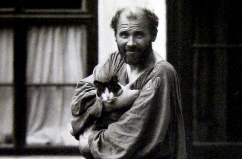 Fotoğraflarla ünlü yazarlar ve kedileri