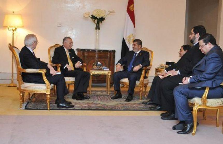 Ekmeleddin İhsanoğlunun albümünden...
