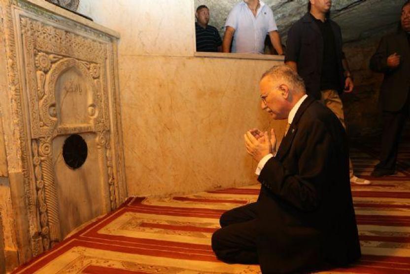Ekmeleddin İhsanoğlunun albümünden...