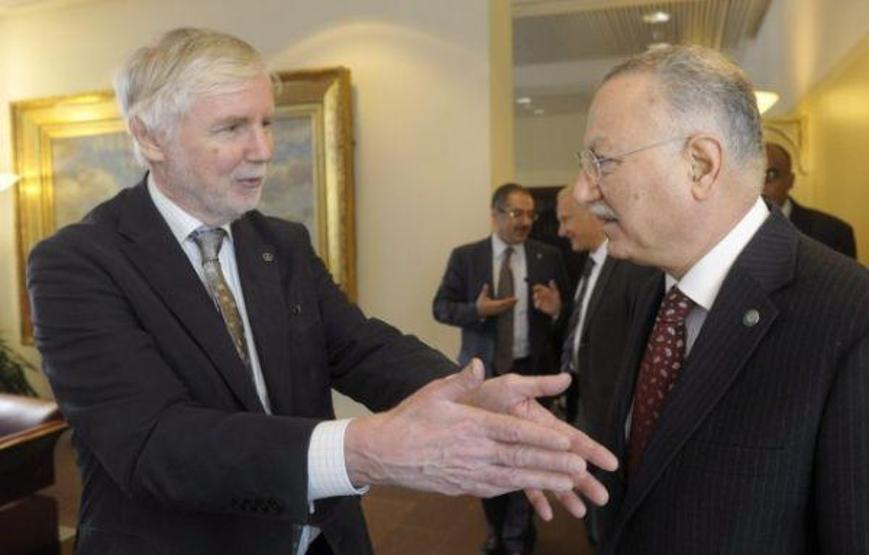 Ekmeleddin İhsanoğlunun albümünden...