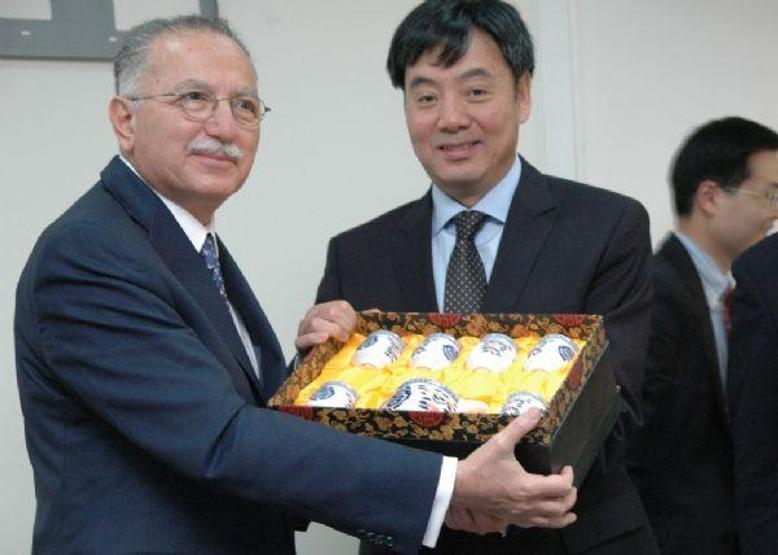 Ekmeleddin İhsanoğlunun albümünden...
