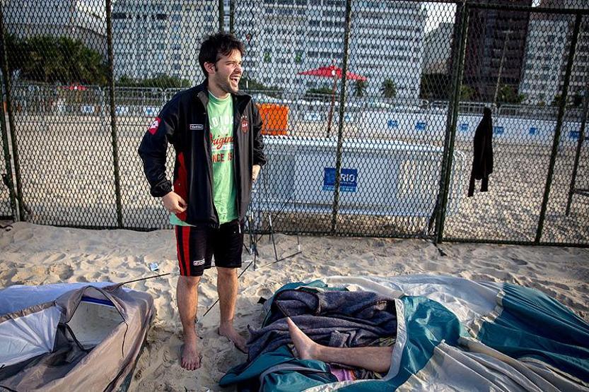 Copacabana Plajı yatakhaneye döndü