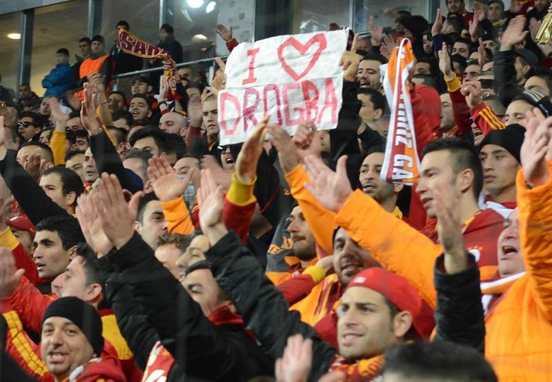 Aslan bu kez boyun eğdi