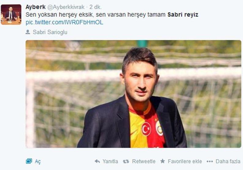 Taraftar Sabri Reyiz için ayakta