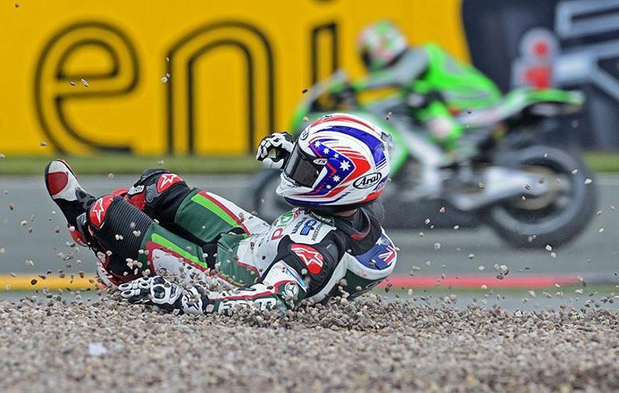 Moto GPde yumruklar konuştu