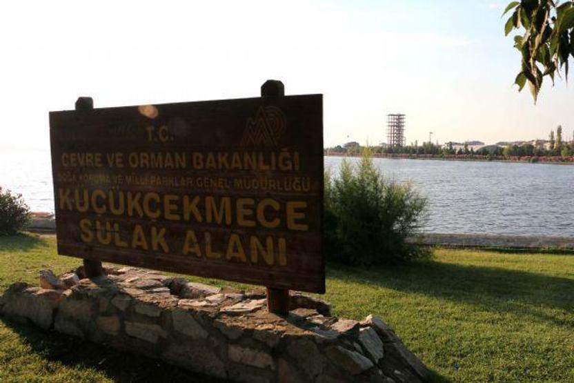 Küçükçekmecede esrarengiz kule