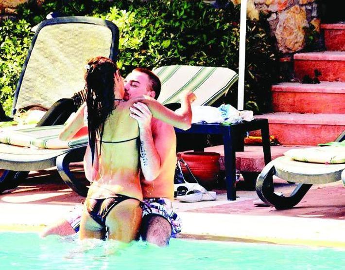 Pelin Sönmez ve Cengiz Çolakın evliliğini bitiren o dövme