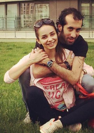 Pelin Sönmez ve Cengiz Çolakın evliliğini bitiren o dövme