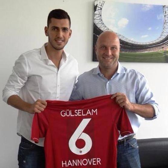 Dünyanın dört bir yanından transfer haberleri