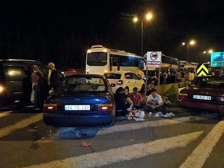 TEM otoyolunda sahur yaptılar