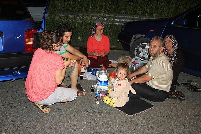 TEM otoyolunda sahur yaptılar