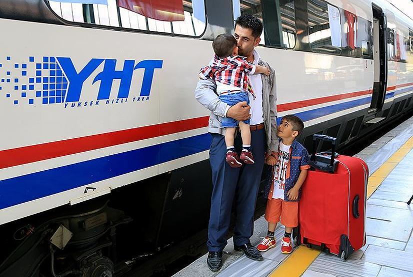Ankara - İstanbul YHT hattı seferlerine başladı