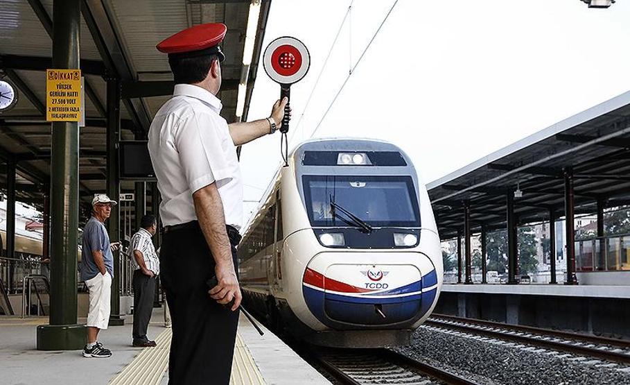 Ankara - İstanbul YHT hattı seferlerine başladı