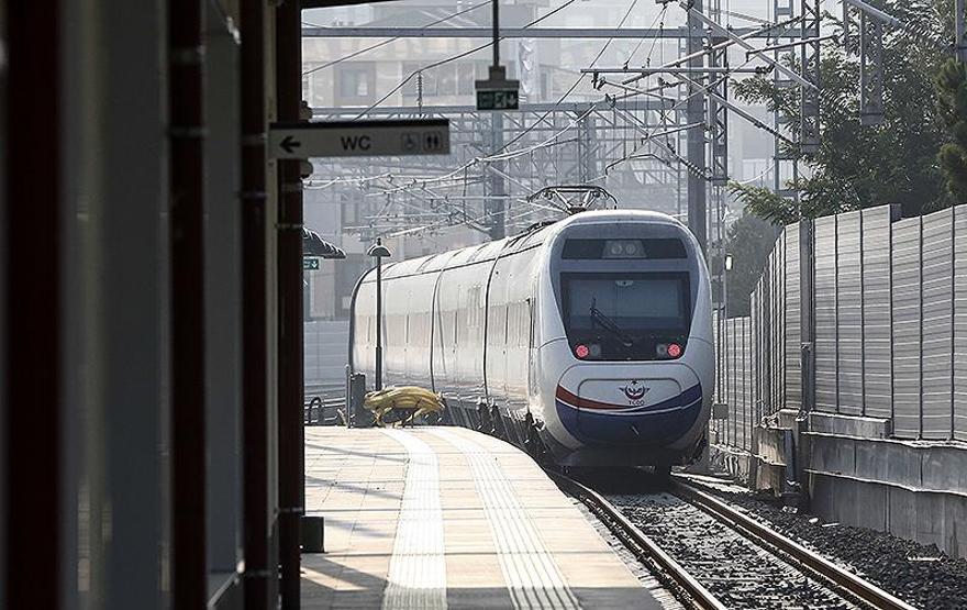 Ankara - İstanbul YHT hattı seferlerine başladı