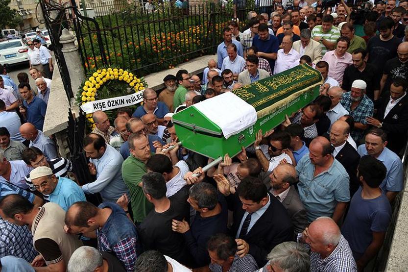 Emrullah İşler gözyaşlarını tutamadı