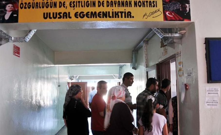 Seçmen sandık başında