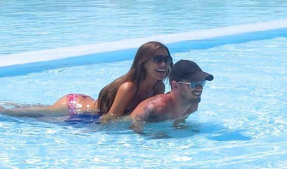 Sneijder ile Yolanthenin aşk tatili