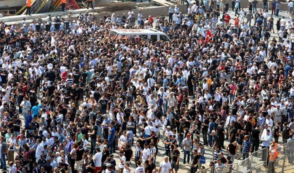 Süleyman Seba sonsuzluğa uğurlandı