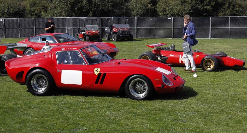 Ferrari, 34 milyon 650 bin dolara satıldı