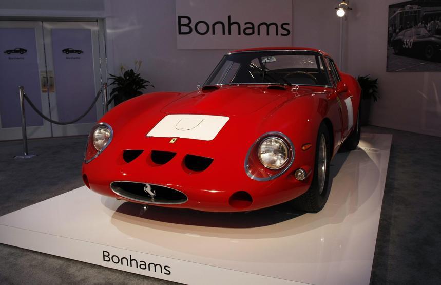 Ferrari, 34 milyon 650 bin dolara satıldı