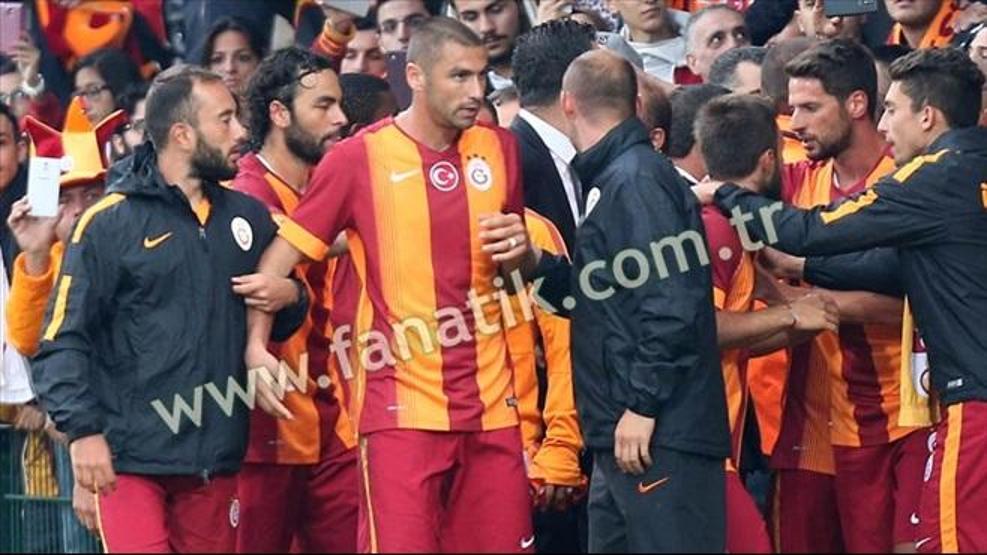 Burak Yılmaz taraftarlarla tartıştı