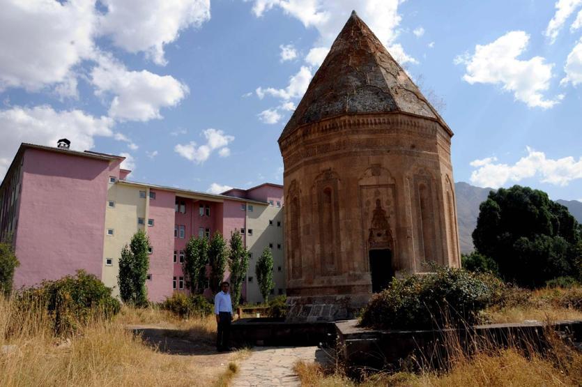 AK Partili başkan: Tarihi katleden bir görüntü