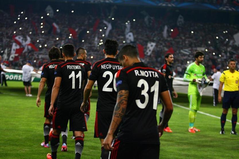 Beşiktaş - Arsenal maçından kareler