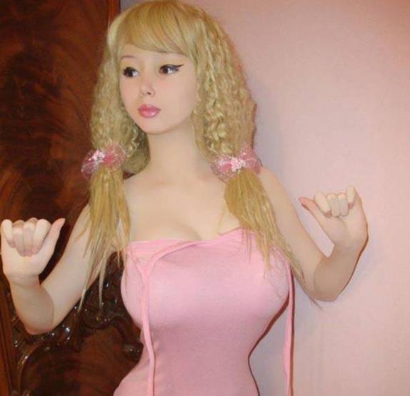 Oyuncak değil Orijinal Barbie
